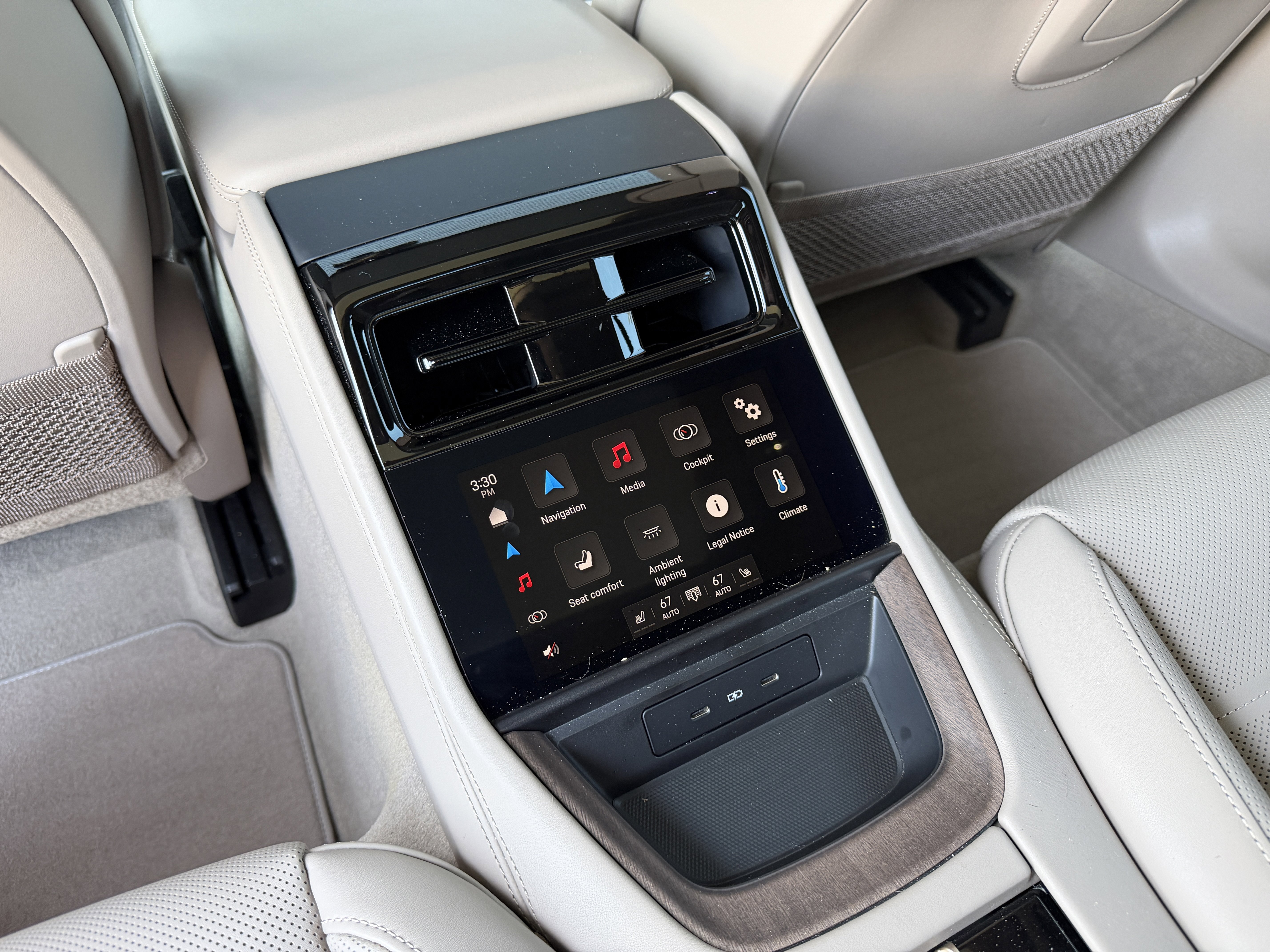 Certified 2024 Porsche Panamera 4 image 18