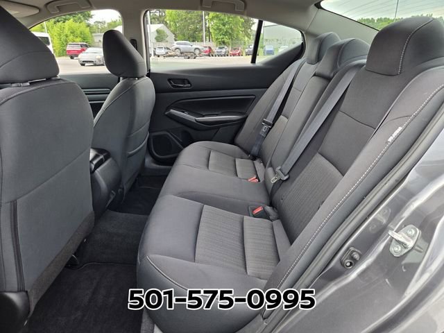 Used 2025 Nissan Altima 2.5 SV FWD image 11