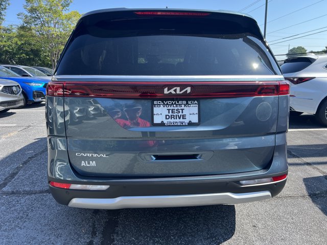 Certified 2024 Kia Carnival EX FWD image 4