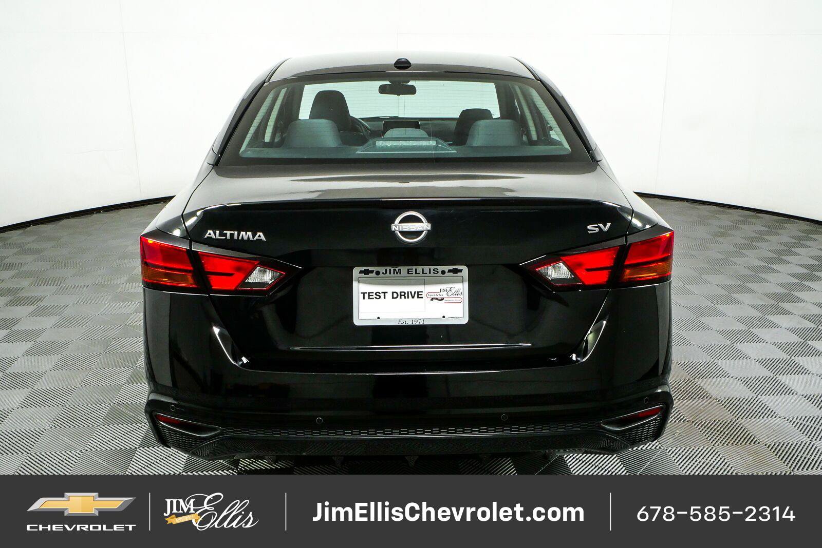 Used 2024 Nissan Altima 2.5 SV FWD image 25