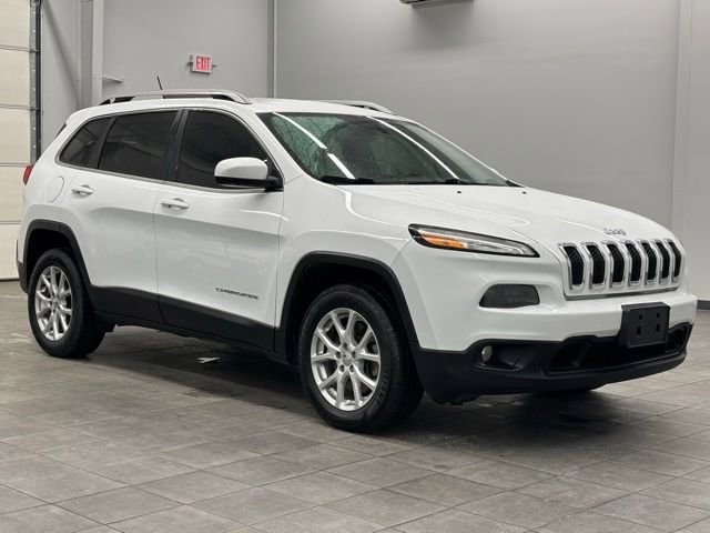 Used 2015 Jeep Cherokee Latitude AWD/4WD image 1