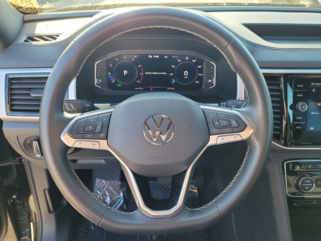 Certified 2023 Volkswagen Atlas Cross Sport SE w/ Panoramic Sunroof Package AWD/4WD image 21