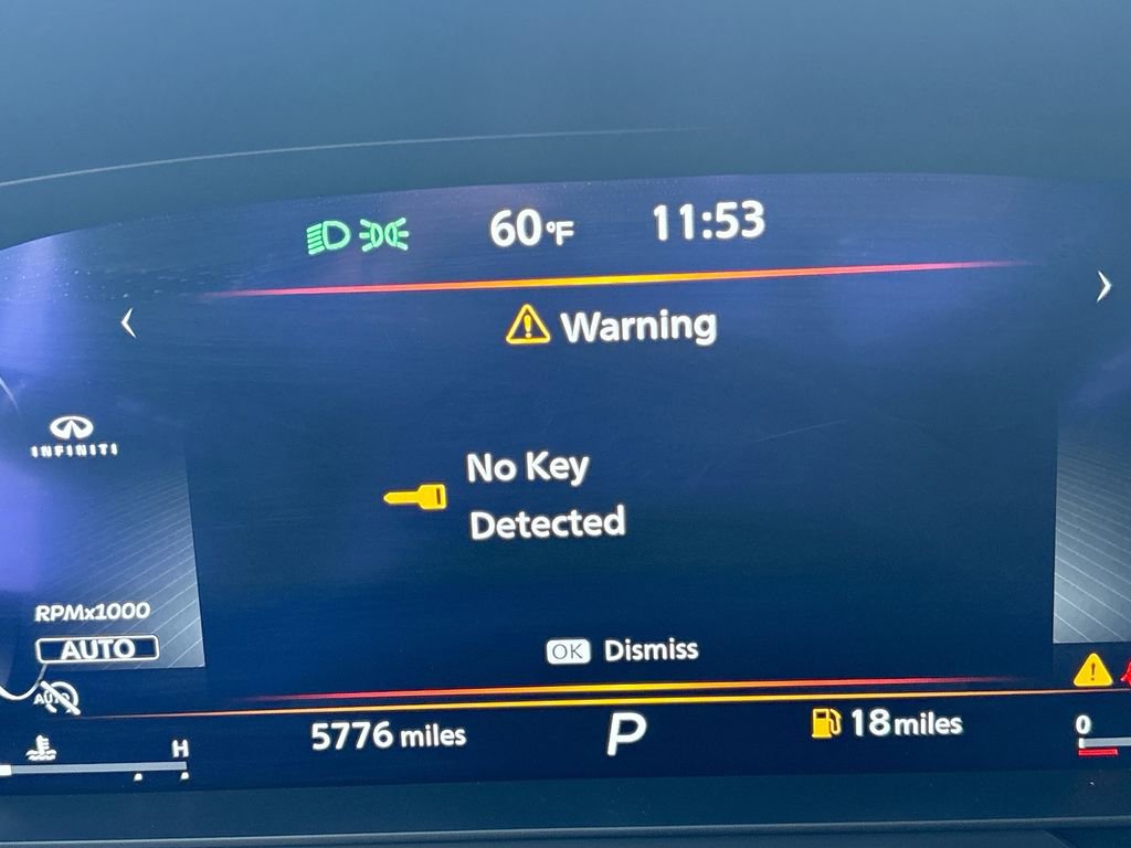 Used 2025 INFINITI QX60 Luxe AWD/4WD image 10