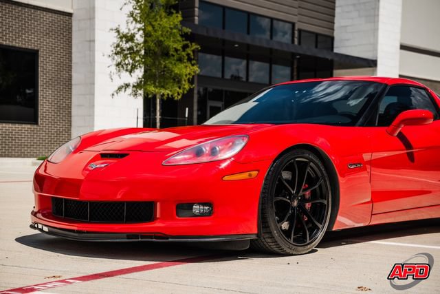 Used 2013 Chevrolet Corvette Z06 w/ 3LZ Preferred Equipment Group RWD image 57