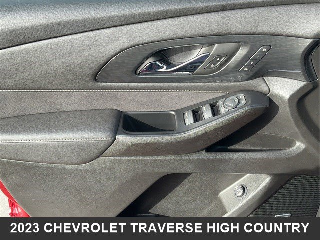 Used 2023 Chevrolet Traverse High Country image 10