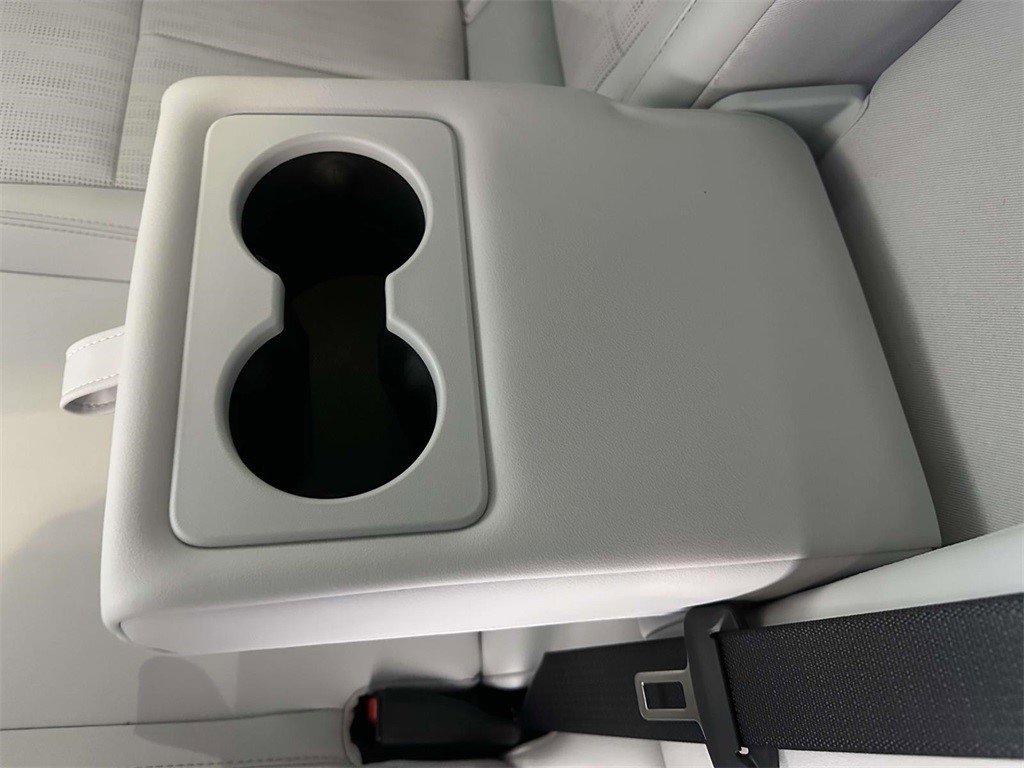 Certified 2024 Cadillac Lyriq Luxury image 22