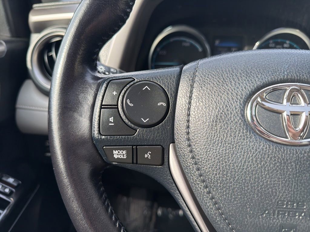 Used 2017 Toyota RAV4 Limited image 19