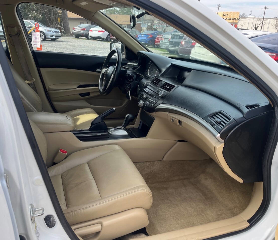 Used 2012 Honda Accord SE image 18