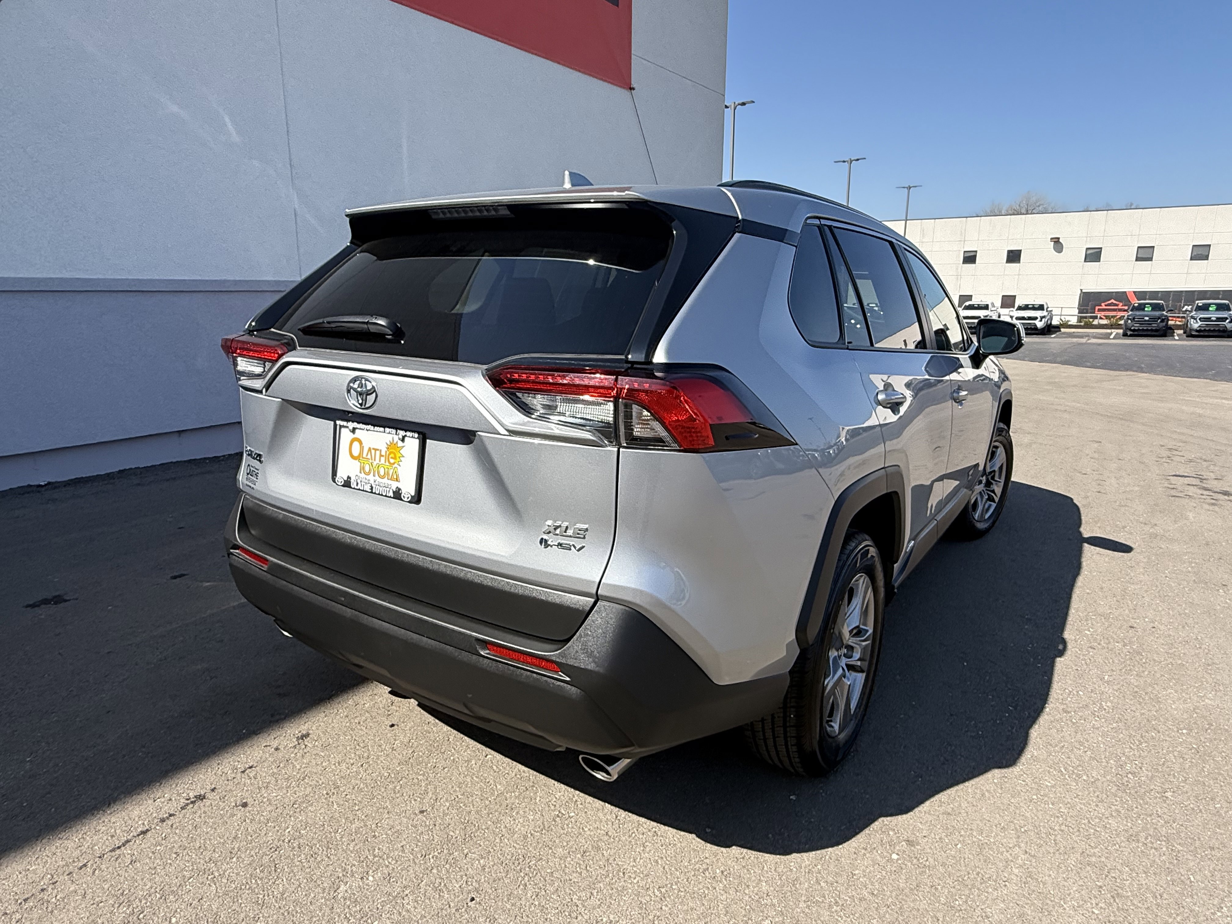 Certified 2025 Toyota RAV4 XLE image 4