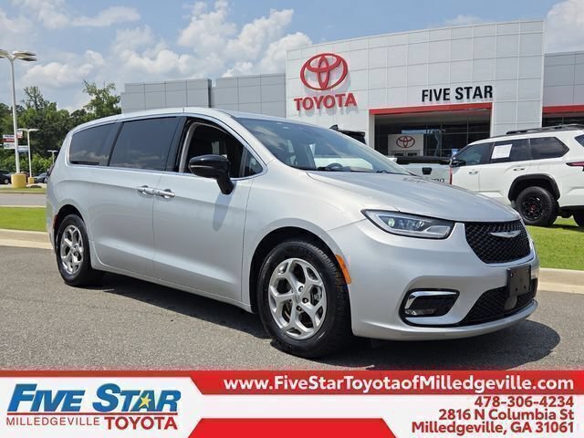 Used 2024 Chrysler Pacifica Limited