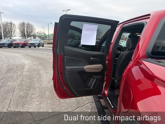 Used 2024 GMC Canyon Denali image 25