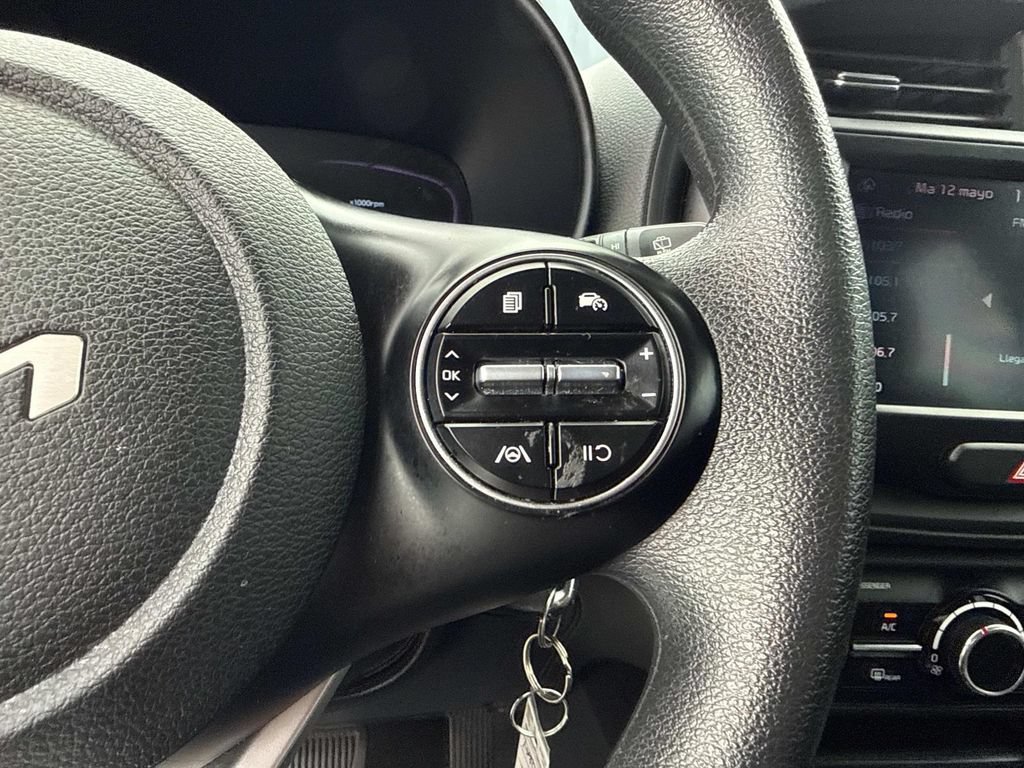 Used 2023 Kia Soul LX w/ Option Group 015 FWD image 32