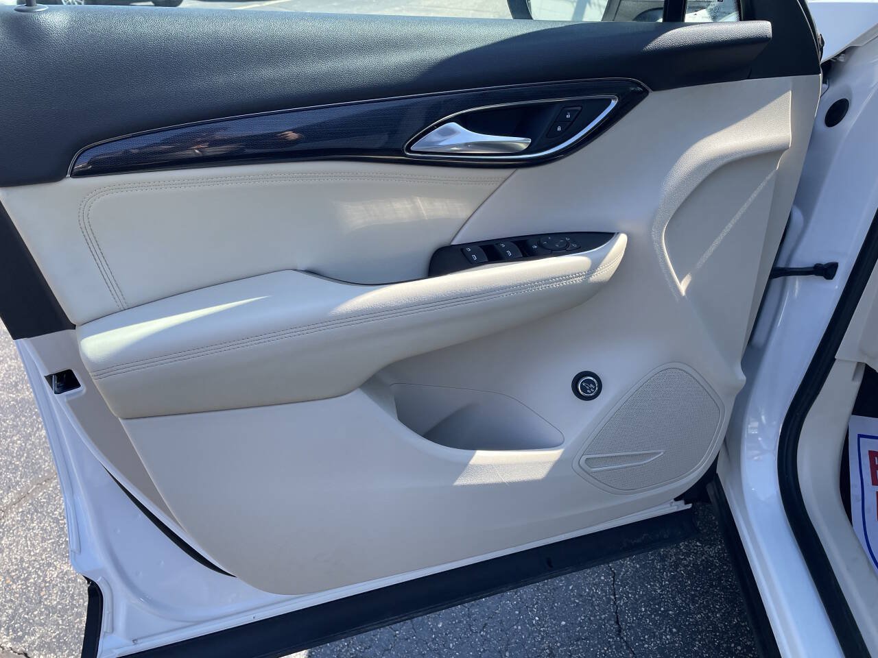 Used 2023 Buick Envision Preferred AWD/4WD image 11