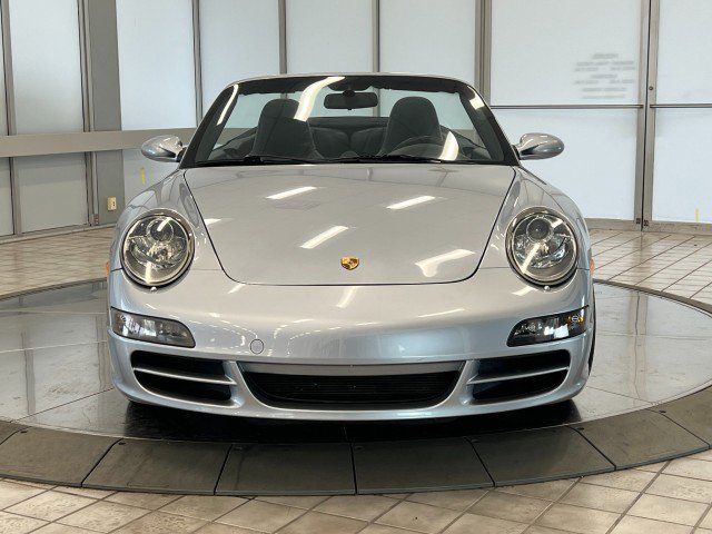 Used 2005 Porsche 911 Carrera S image 2