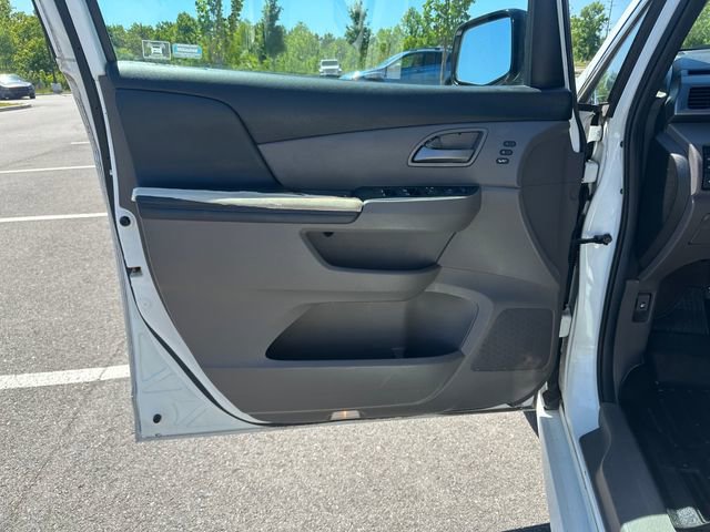 Used 2011 Honda Odyssey Touring image 14