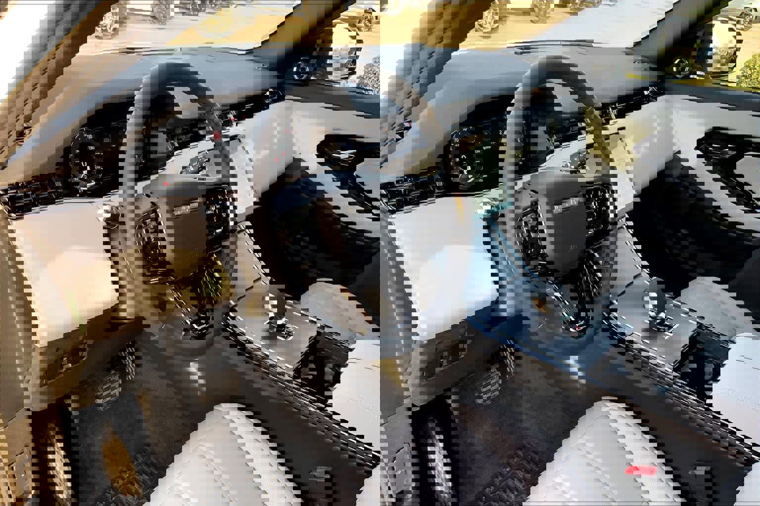 New 2026 Land Rover Range Rover Evoque S AWD/4WD image 8