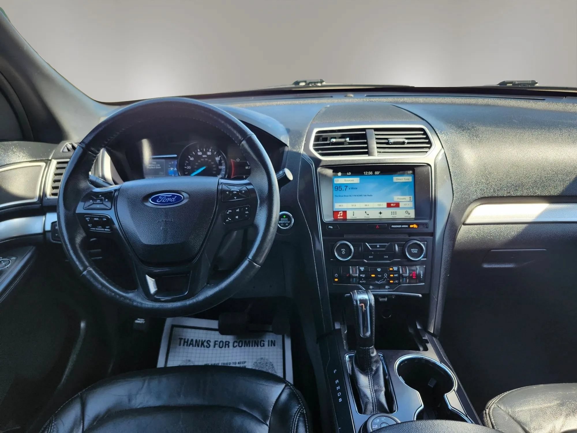 Used 2017 Ford Explorer XLT w/ Equipment Group 202A AWD/4WD image 27