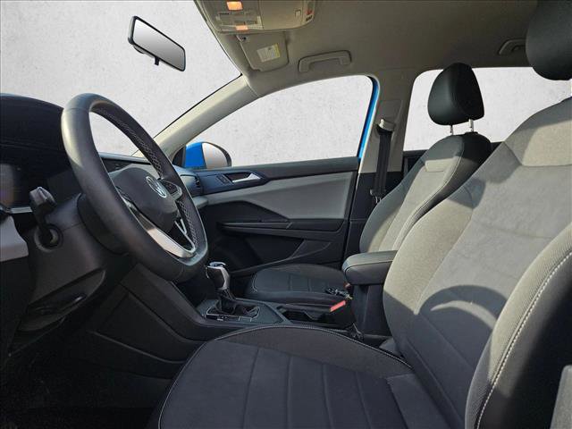 Used 2022 Volkswagen Taos SE image 11