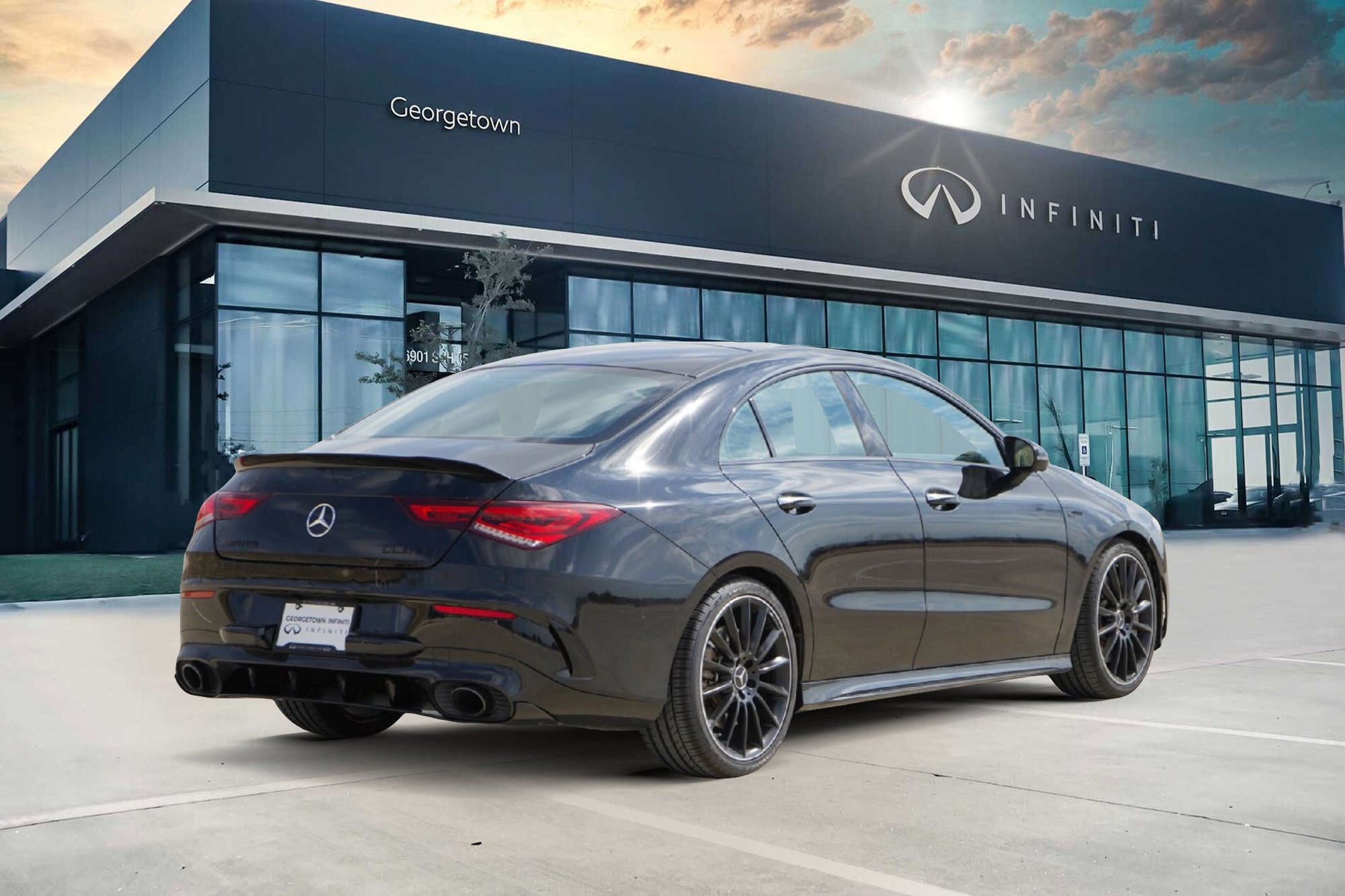 Used 2022 Mercedes-Benz CLA 35 AMG 4MATIC image 4