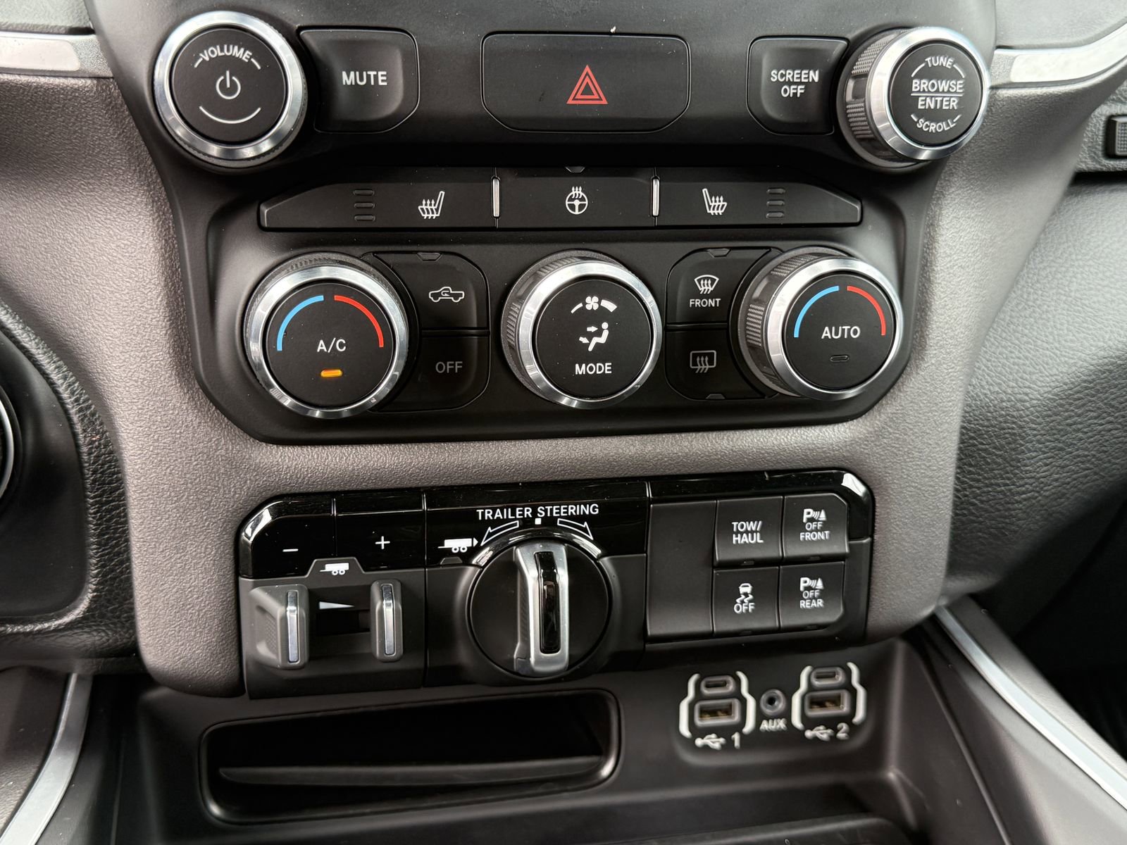 Used 2021 RAM 1500 Big Horn image 24