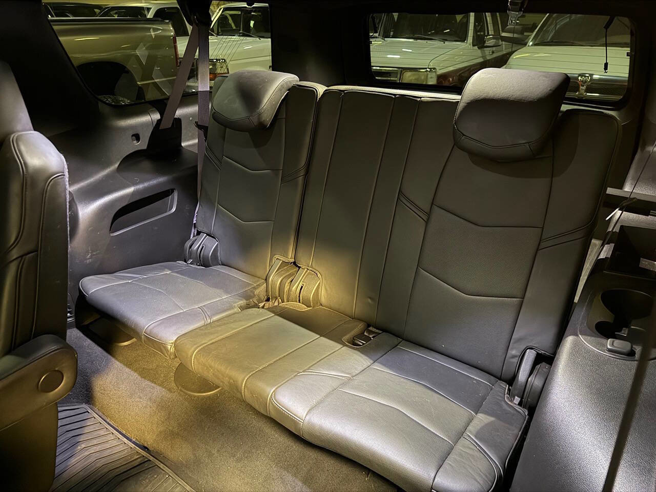 Used 2016 Cadillac Escalade ESV Platinum AWD/4WD image 20