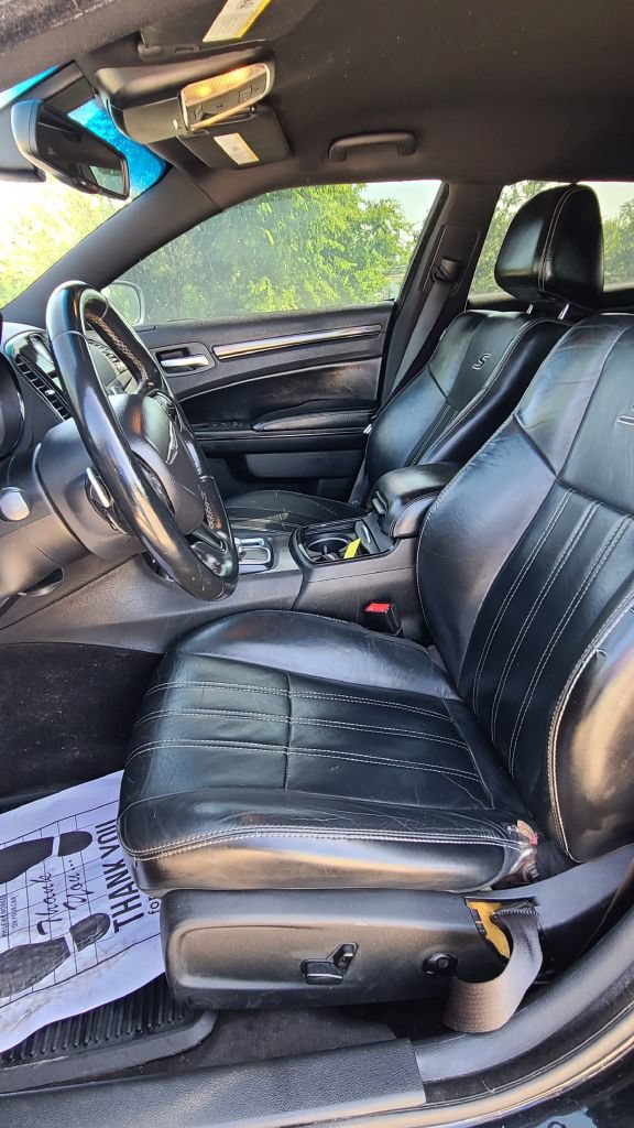 Used 2016 Chrysler 300 S AWD/4WD image 7