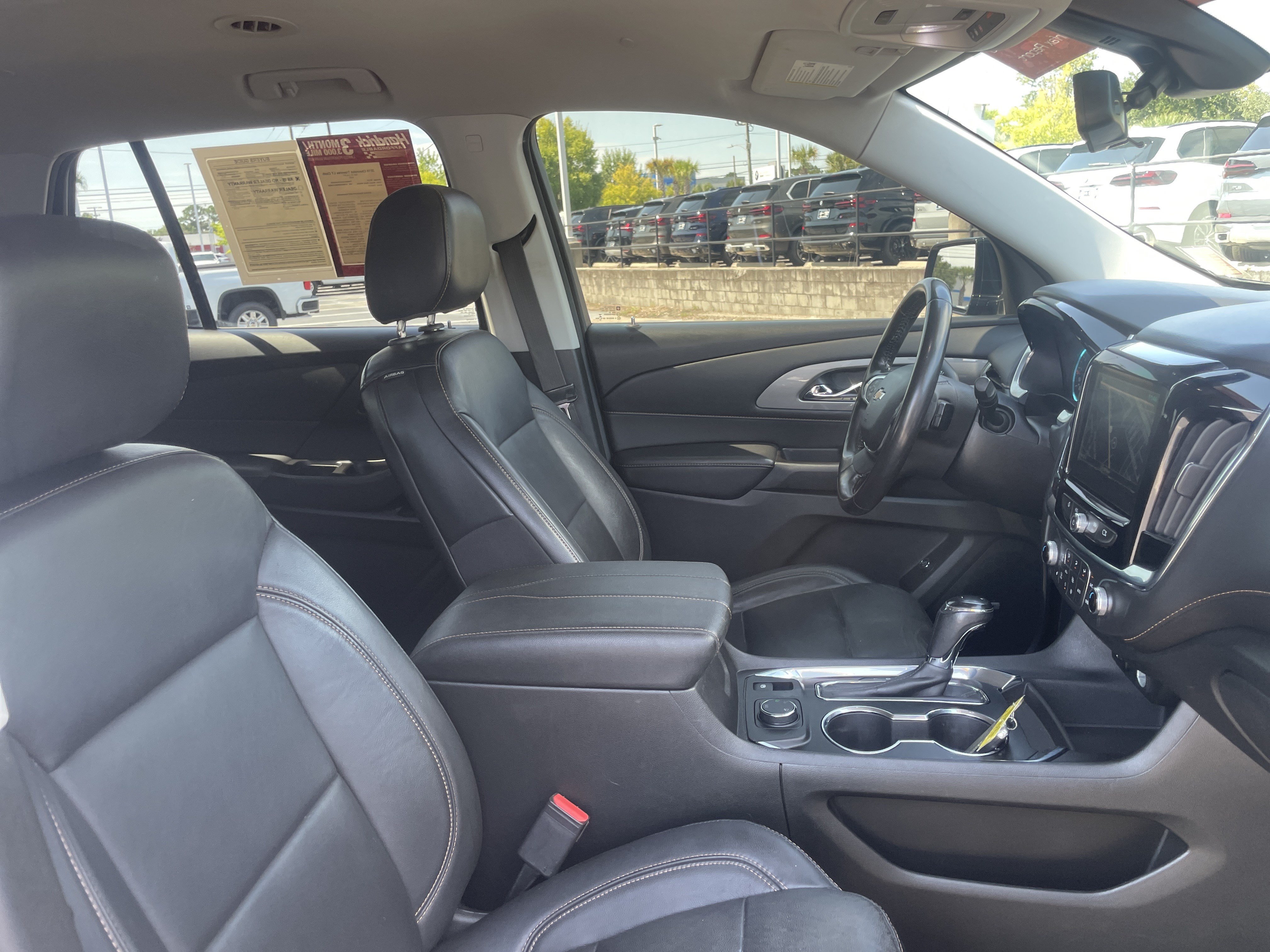 Used 2019 Chevrolet Traverse LT w/ LT Premium Package AWD/4WD image 33
