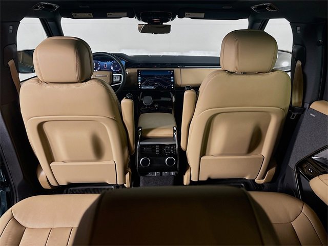 Used 2025 Land Rover Range Rover Sport SE image 21