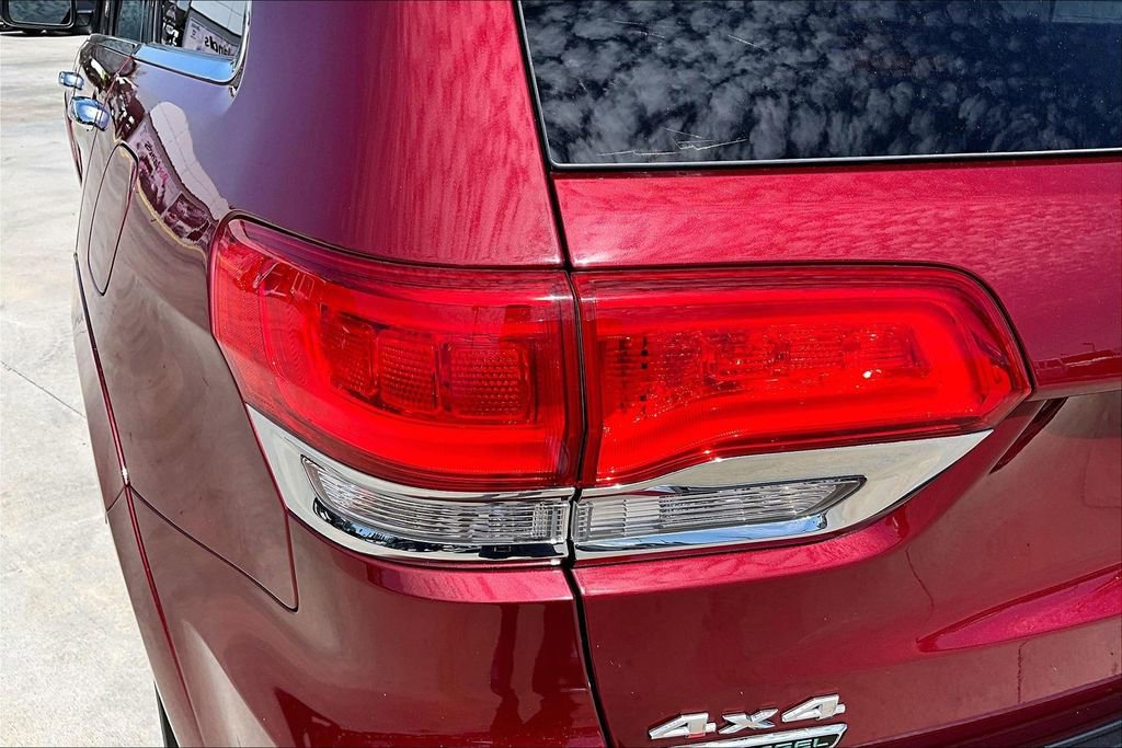 Used 2015 Jeep Grand Cherokee Summit AWD/4WD image 34