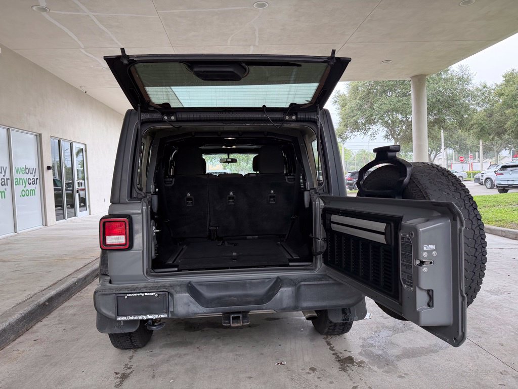 Used 2019 Jeep Wrangler Unlimited Sport S AWD/4WD image 32