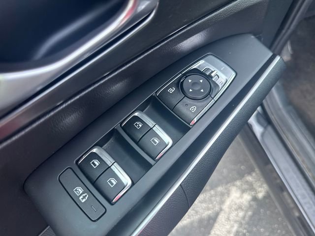 Used 2023 Kia Sorento EX AWD/4WD image 13