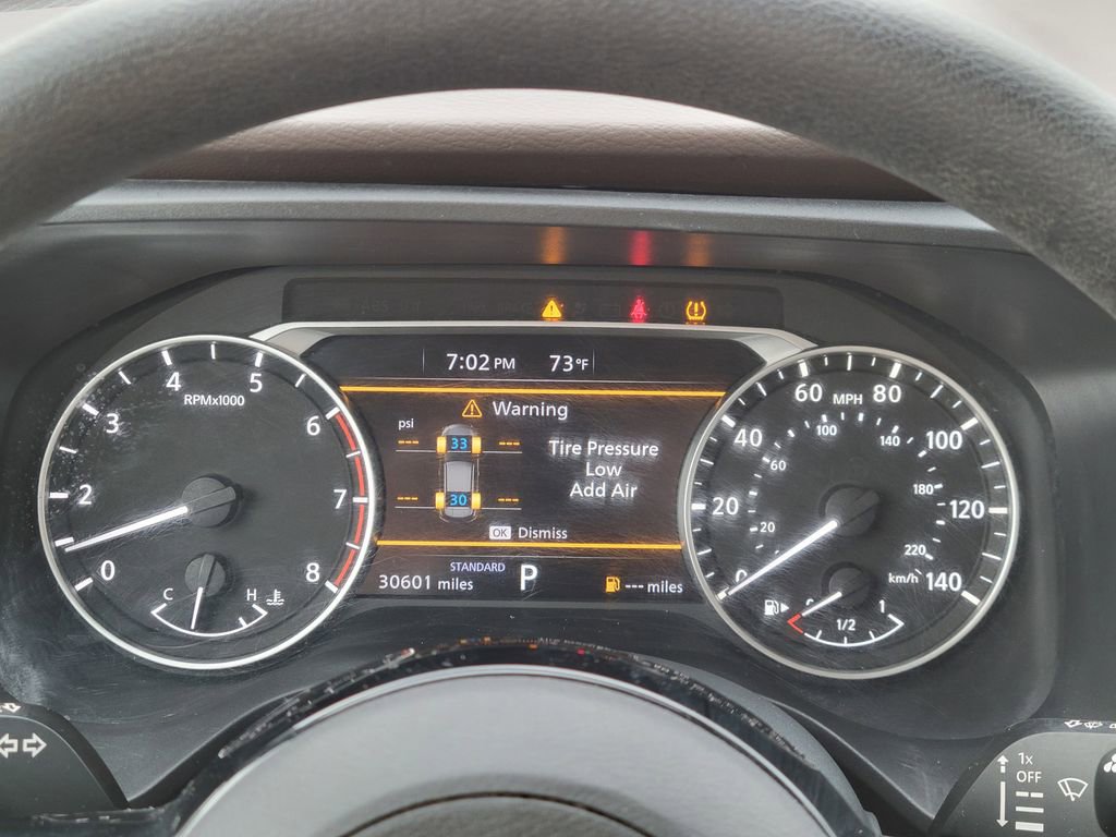 Used 2023 Nissan Rogue SV image 31