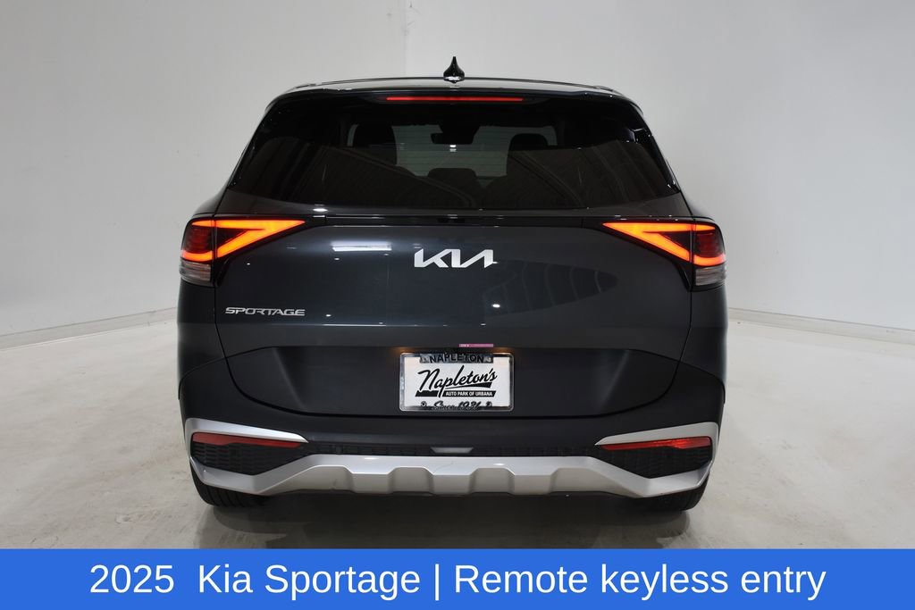 Used 2025 Kia Sportage LX image 6