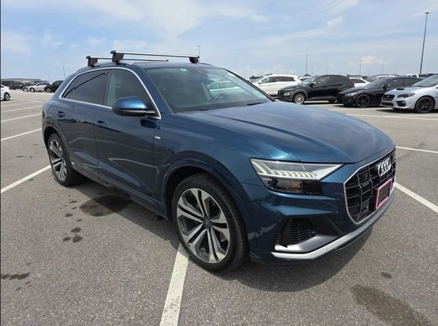 Used 2020 Audi Q8 Prestige w/ Prestige Package AWD/4WD image 3