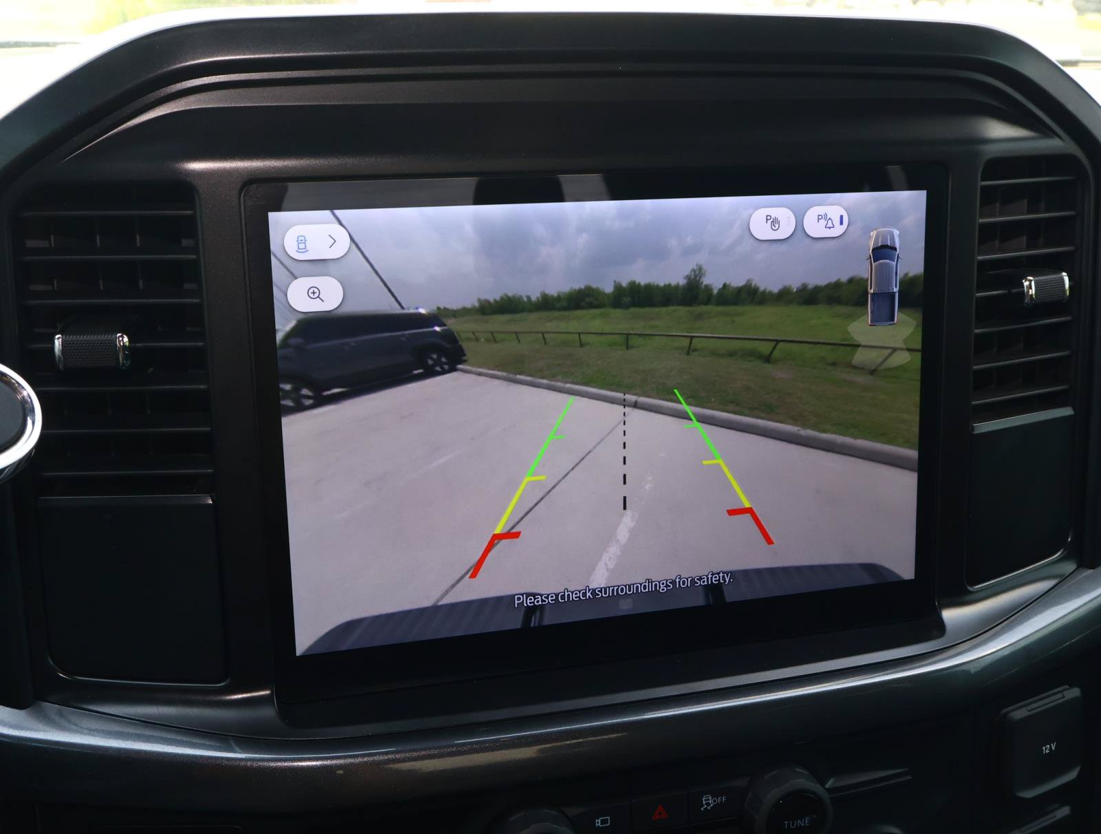 Used 2025 Ford F150 STX RWD image 26