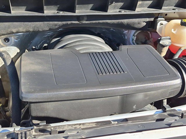Used 2021 Chevrolet Silverado 1500 LT w/ Work Truck Package AWD/4WD image 21