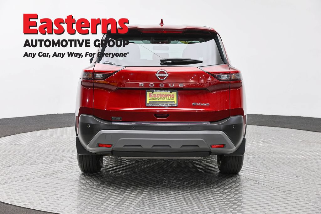Used 2023 Nissan Rogue SV AWD/4WD image 6