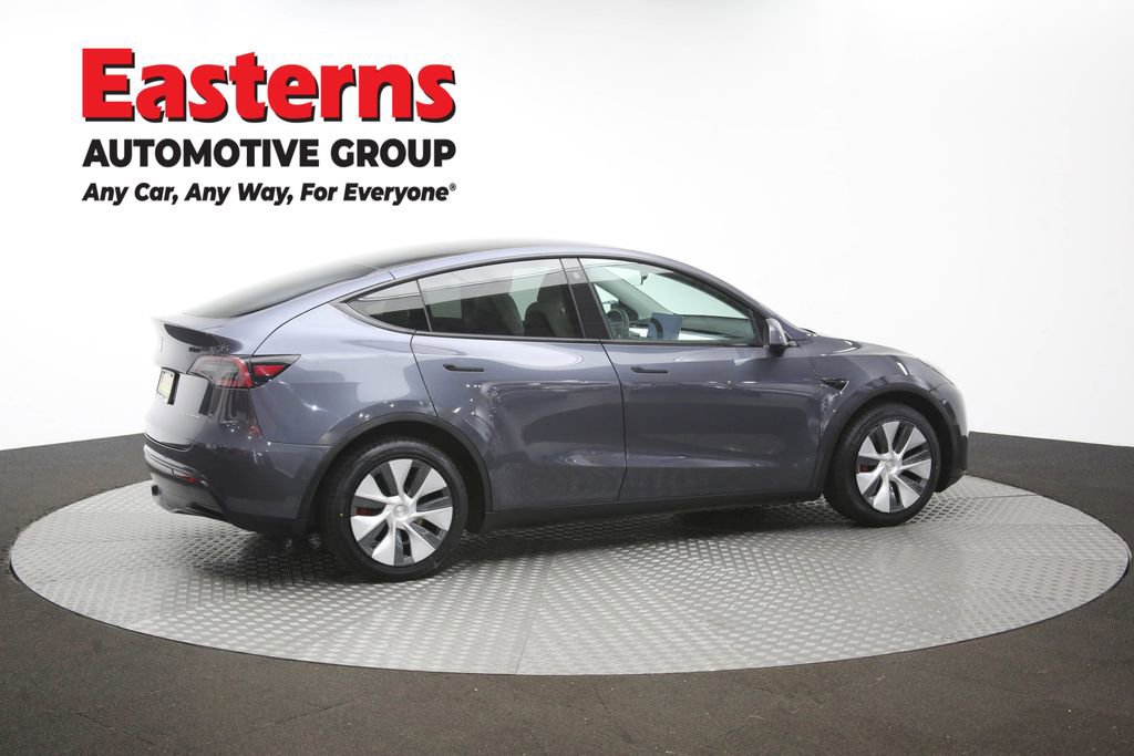 Used 2022 Tesla Model Y Long Range AWD/4WD image 37