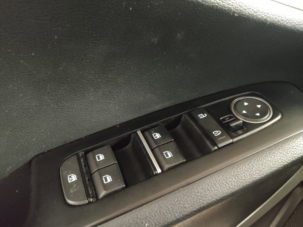 Used 2020 Kia Soul X-Line FWD image 27