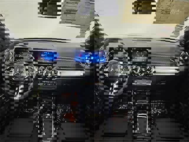 Certified 2025 Mercedes-Benz GLB 250 4MATIC image 82