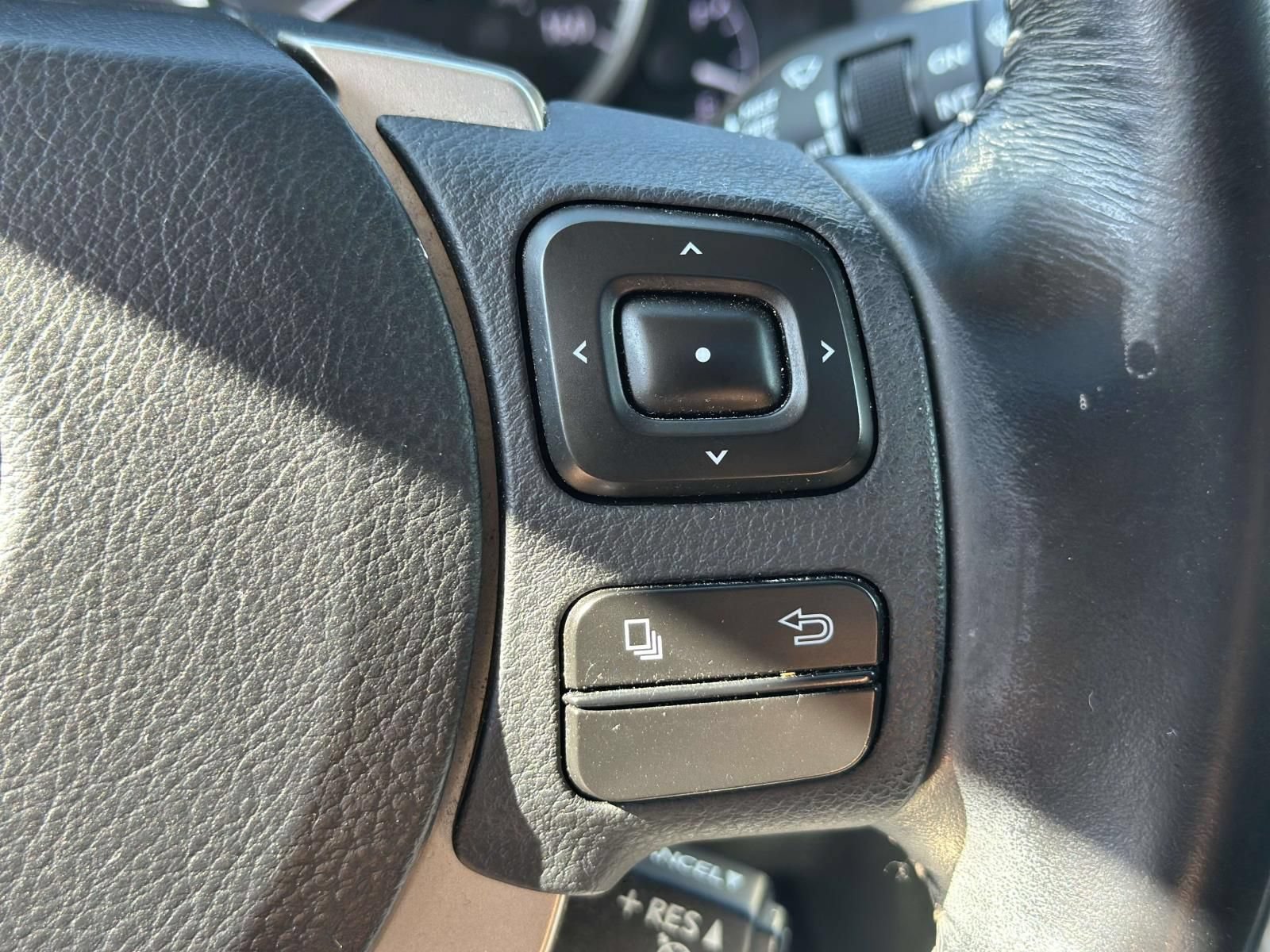 Used 2017 Lexus NX 300h AWD w/ Premium Package image 18