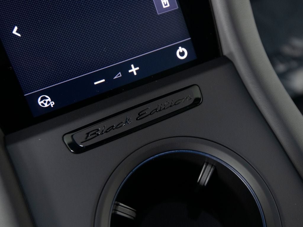 New 2026 Porsche Taycan AWD/4WD image 29