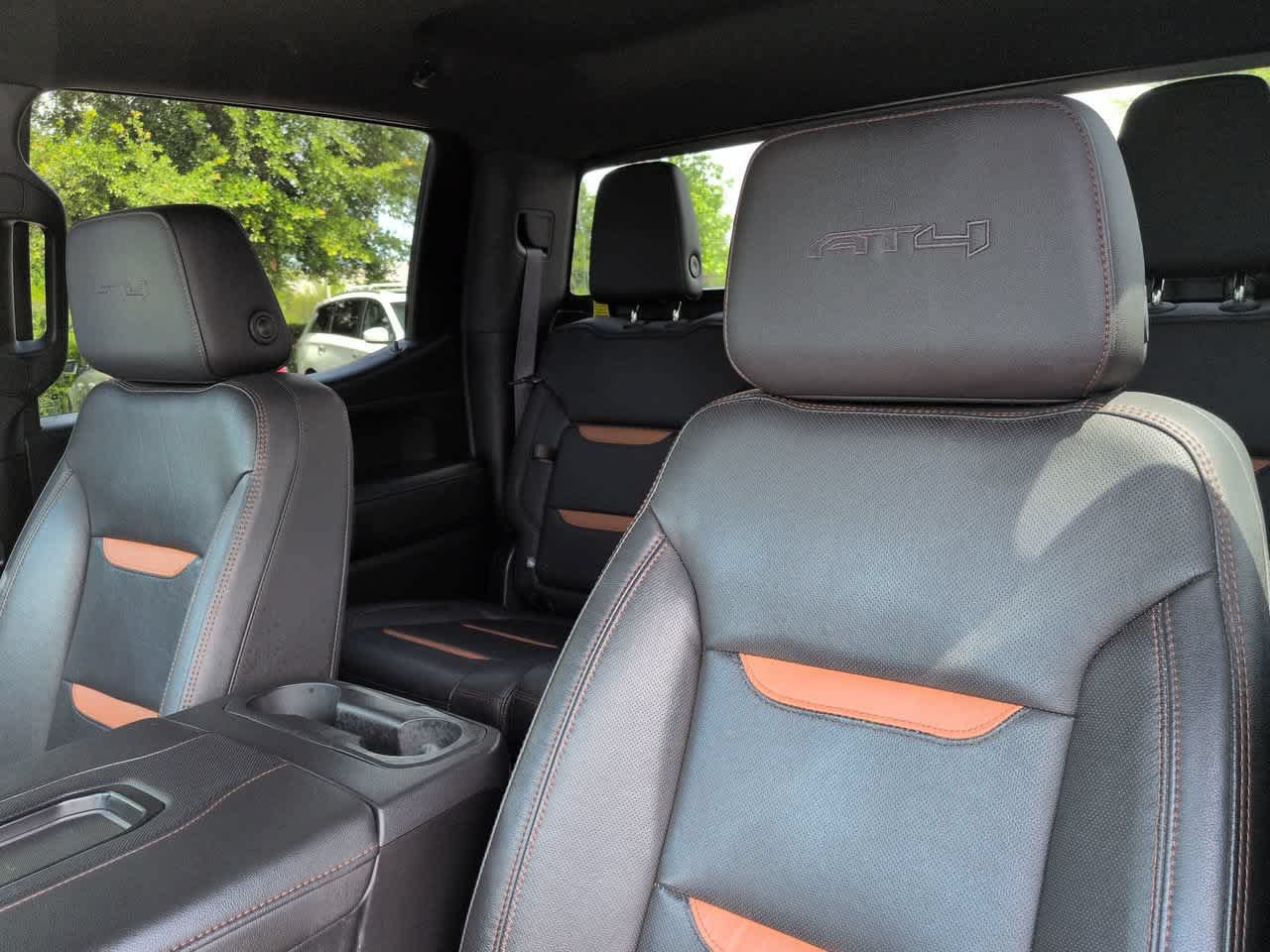 Used 2020 GMC Sierra 1500 AT4 w/ AT4 Premium Package AWD/4WD image 8