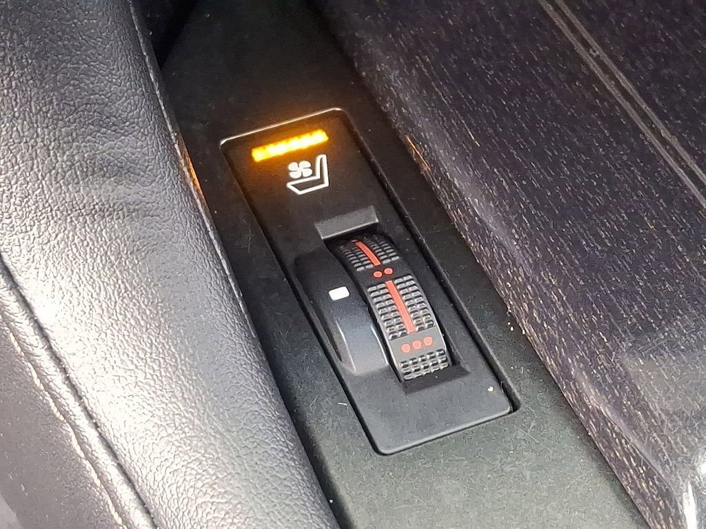 Certified 2023 Lexus GX 460 Premium w/ Premium Package image 26