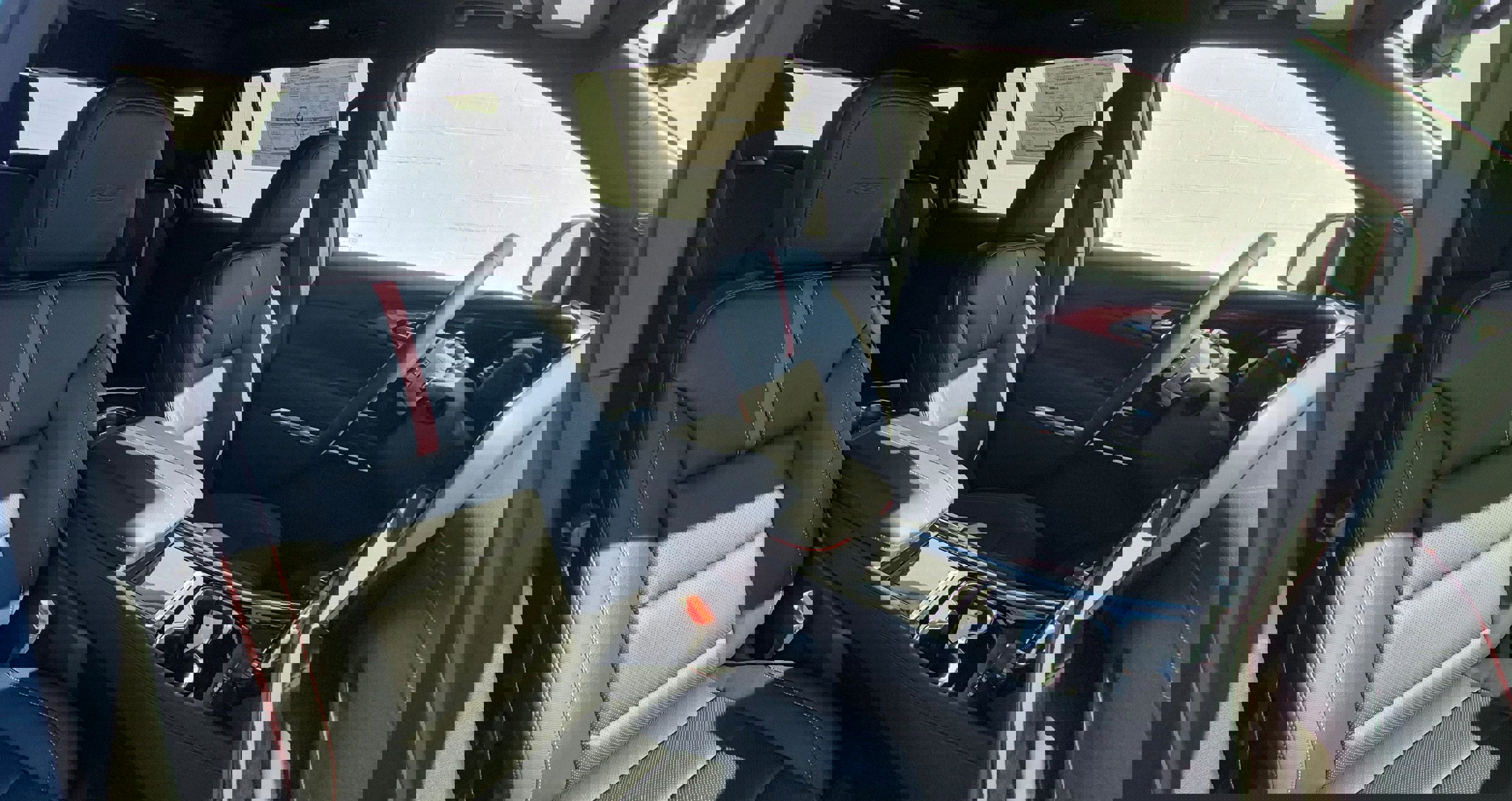 New 2026 Chevrolet Traverse RS w/ LPO, Floor Liner Package image 4