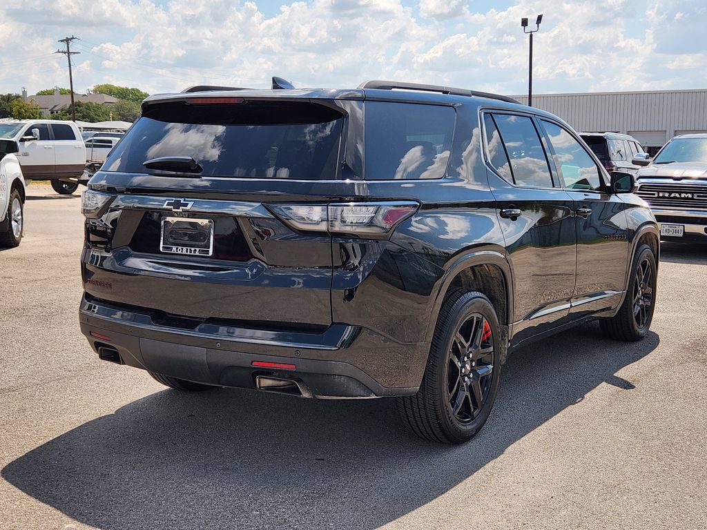 Used 2021 Chevrolet Traverse Premier w/ Redline Edition FWD image 4