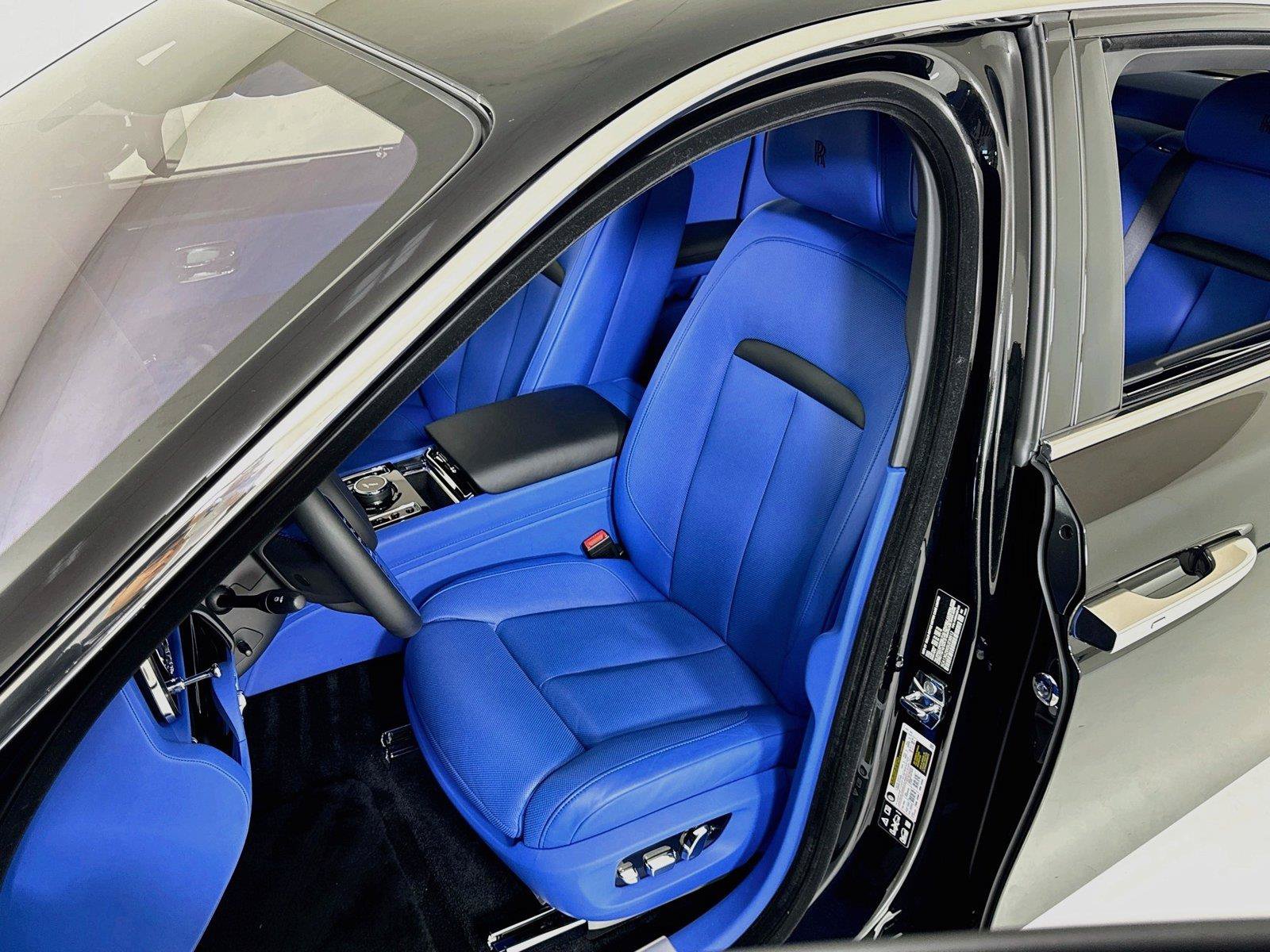 Used 2025 Rolls-Royce Ghost AWD/4WD image 14