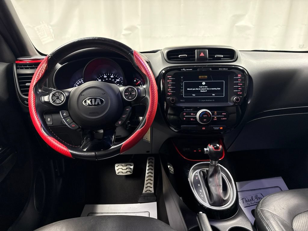 Used 2015 Kia Soul + FWD image 12