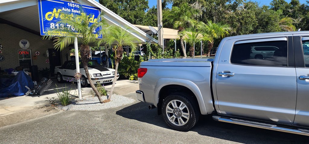 Used 2010 Toyota Tundra 4x4 CrewMax image 7