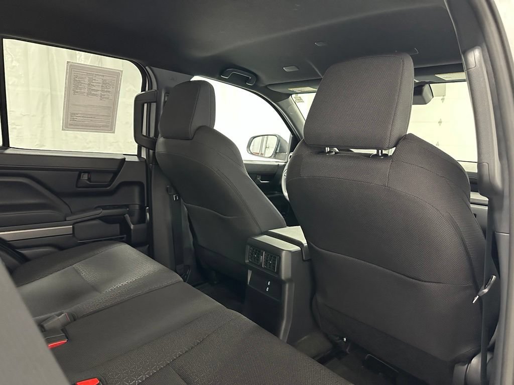 Used 2025 Toyota 4Runner SR5 AWD/4WD image 54